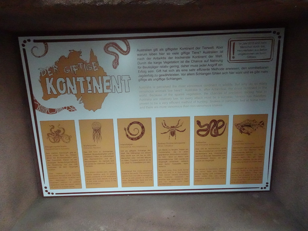 Information on Australian poisonous animals at the Australia Exhibition at the ninth floor of the Haus des Meeres aquarium