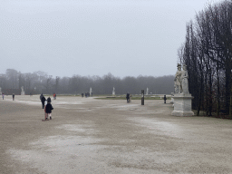 Statues at the central road of the Schönbrunn Park