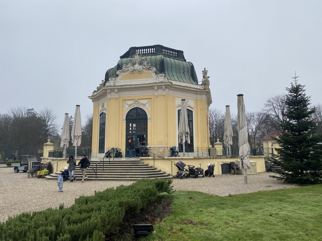 Front of the Café Restaurant Kaiserpavillon at the Schönbrunn Zoo