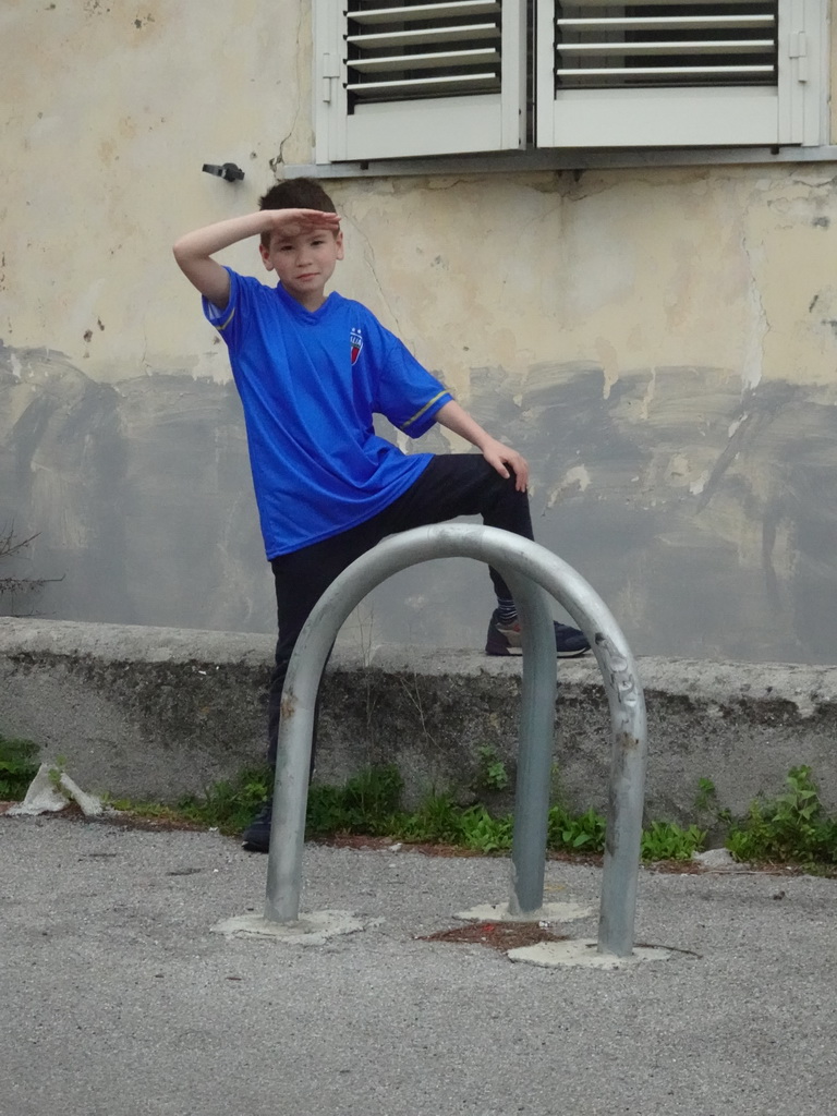 Max at the Via Madonna degli Angeli street