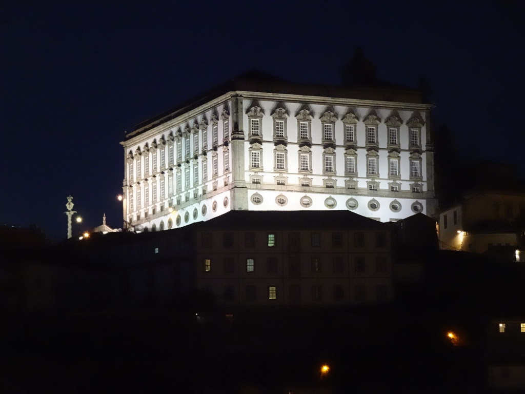 The Paço Episcopal do Porto palace, viewed from the Avenida de Diogo Leite street, by night