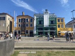 Front of buildings at the Avenida de Diogo Leite street